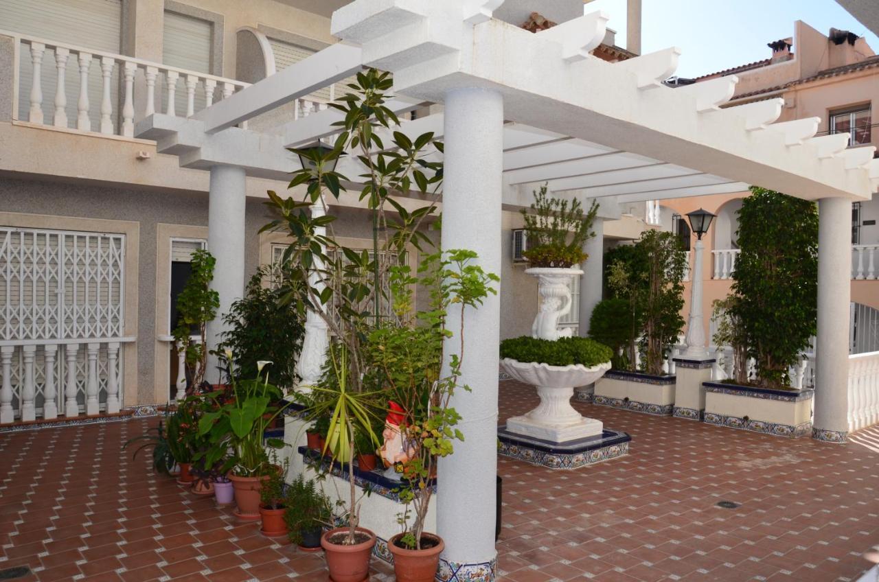 Apartamento Oslo Apartamento Torrevieja Exterior foto