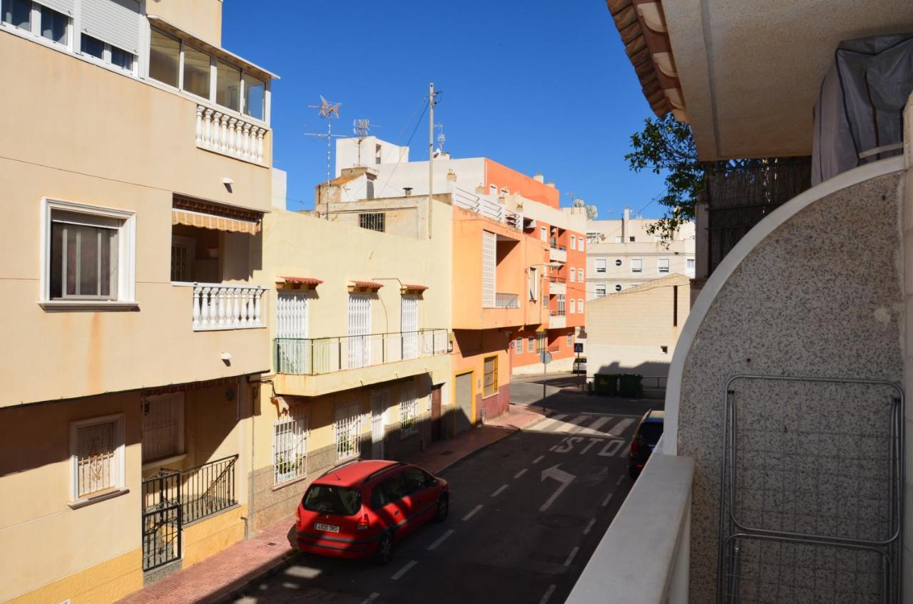 Apartamento Oslo Apartamento Torrevieja Exterior foto